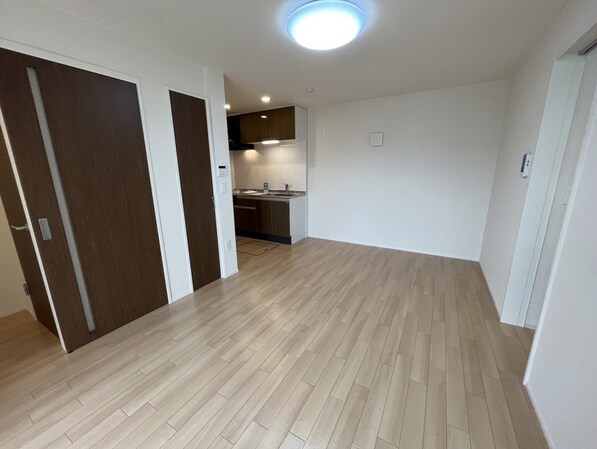 コントレイル糸引の物件内観写真